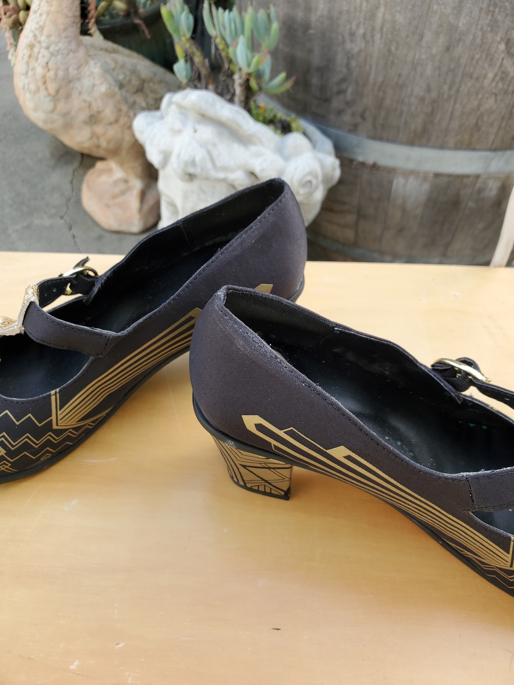 Art Deco Black & Gold Mary Jane Heels - Picture 3 of 8